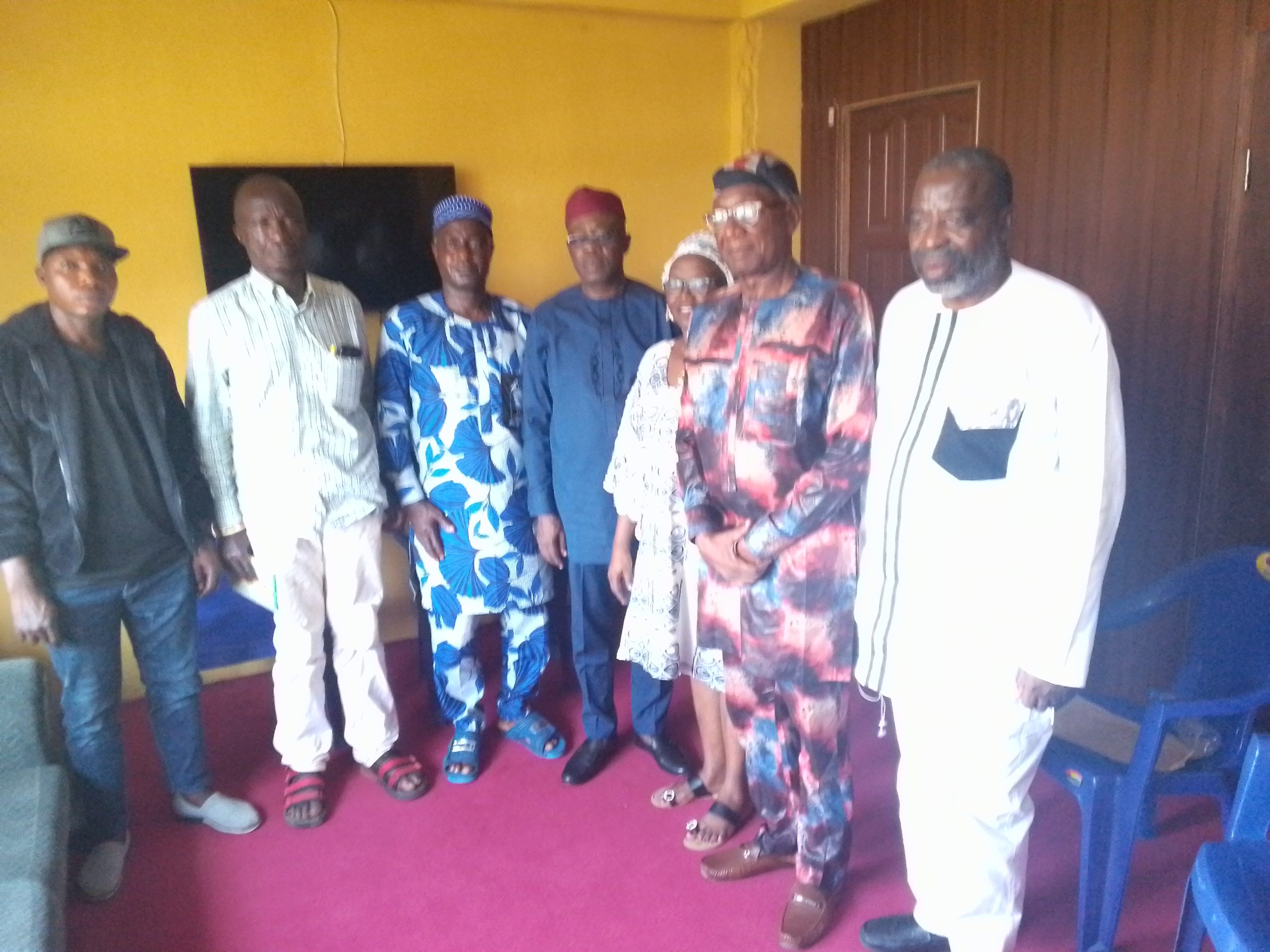 Otuo Community Solidarise With Ogbaloi, Edo LP Chairman