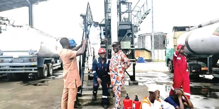 Gbemre Urges Egbere to Stop Discrediting Port Harcourt Refinery