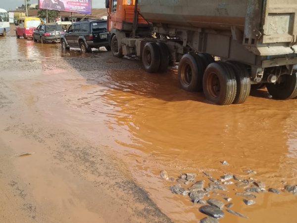 Ikpoba Hill Residents Cry to Gov. Okpebholo for Speedy Completion of Benin-Asaba Road Project