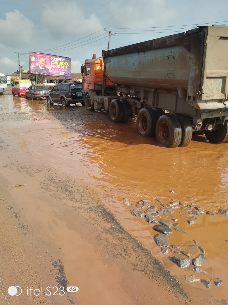 Ikpoba Hill Residents Cry to Gov. Okpebholo for Speedy Completion of Benin-Asaba Road Project