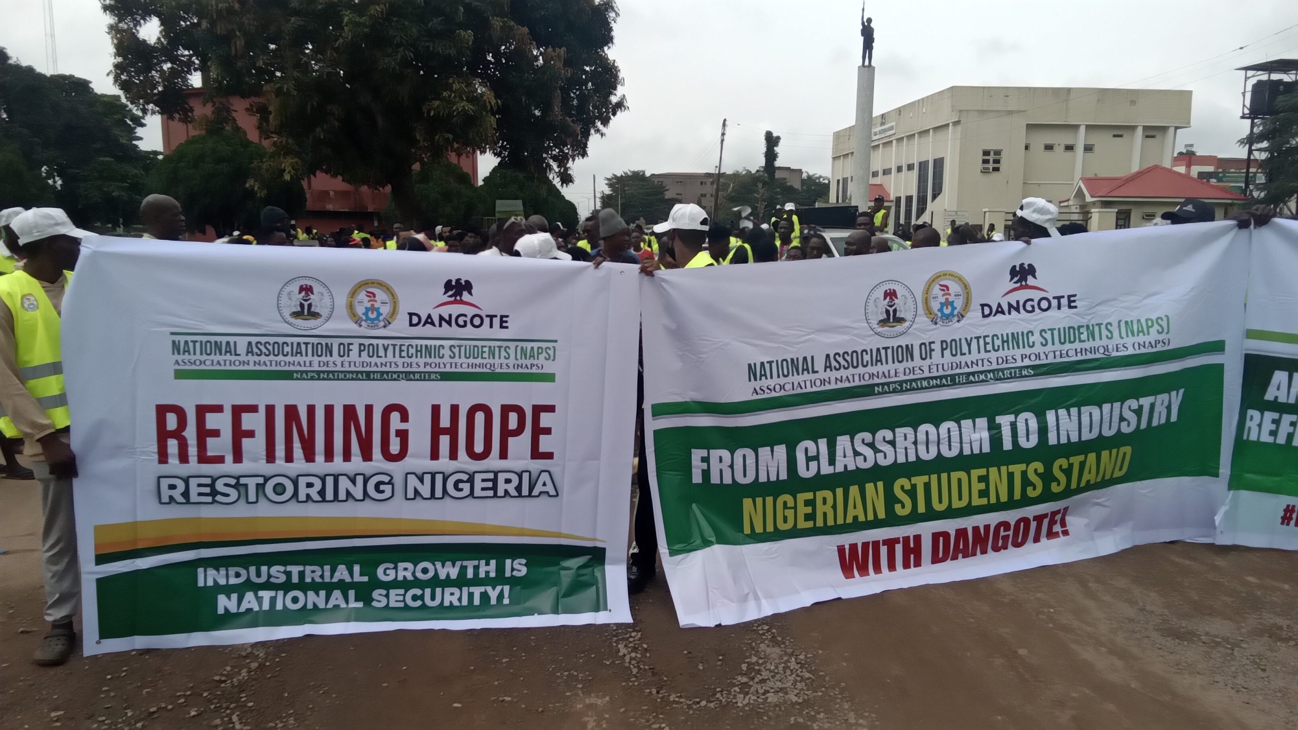 Nigerian Students Urge FG to Ban Importation Of Refined Petroleum Products