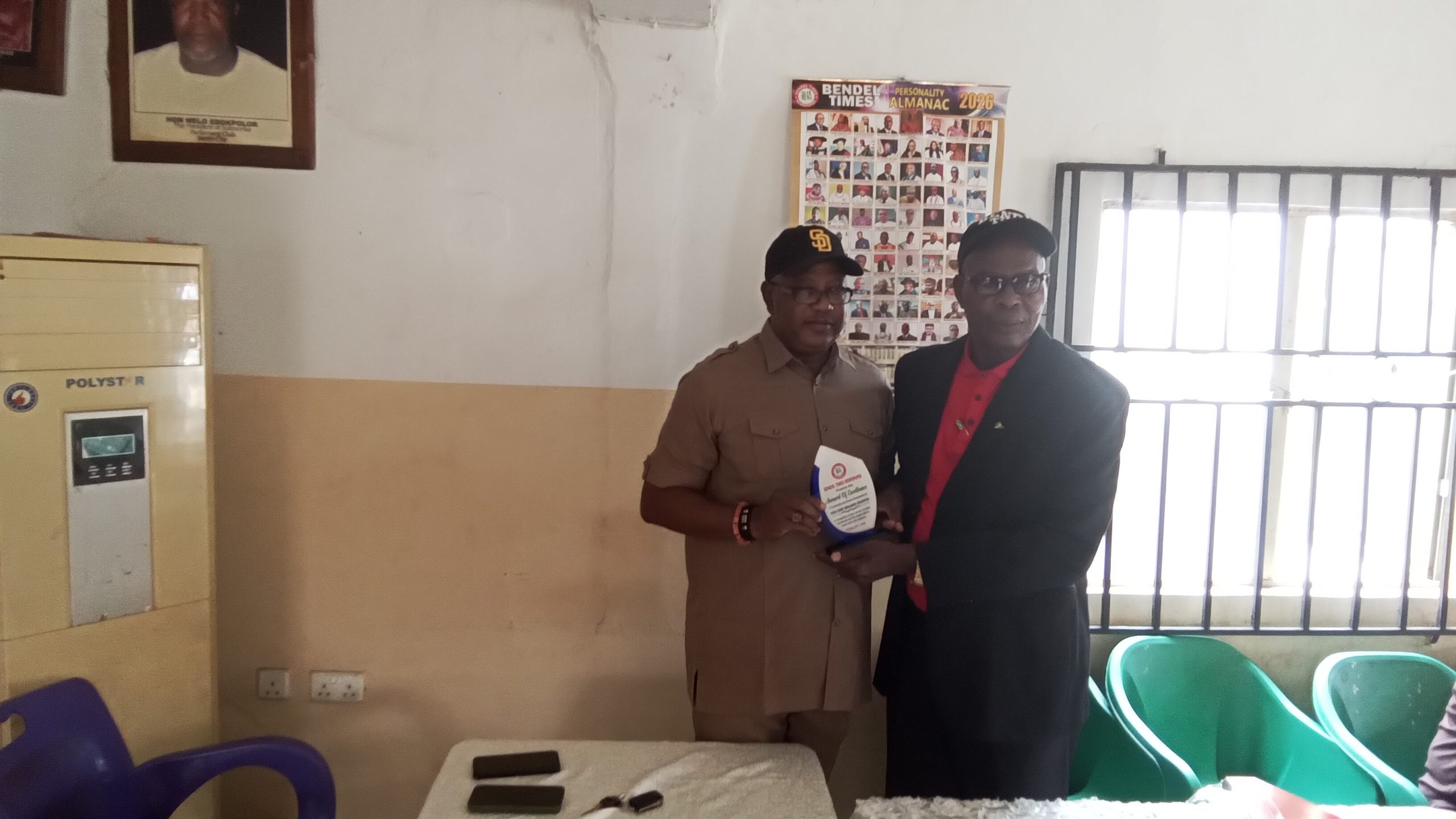 Bendel Times Honours High Chief Benjamin Ohonyon With Award of Excellence