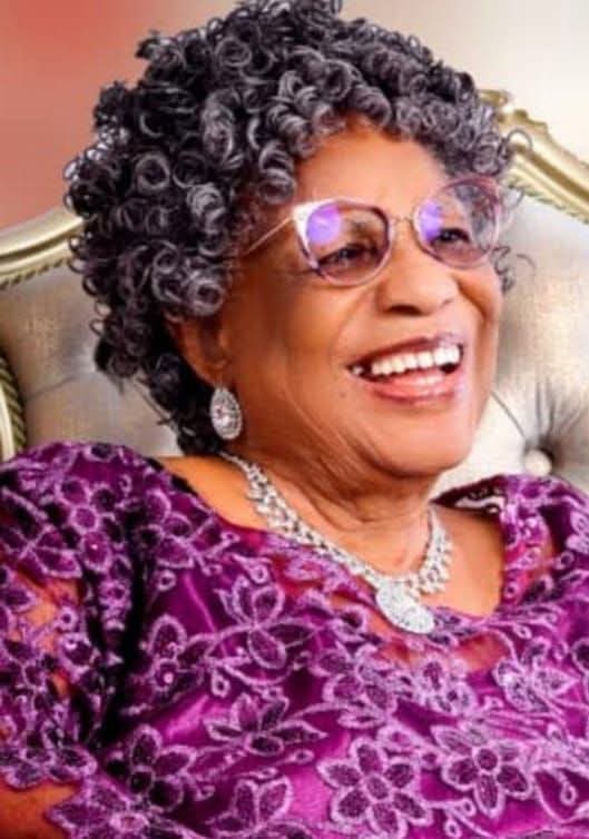 Onojie of Ewu, Jafaru Isesele I, Mourns Passing of Angel Oyakhilome